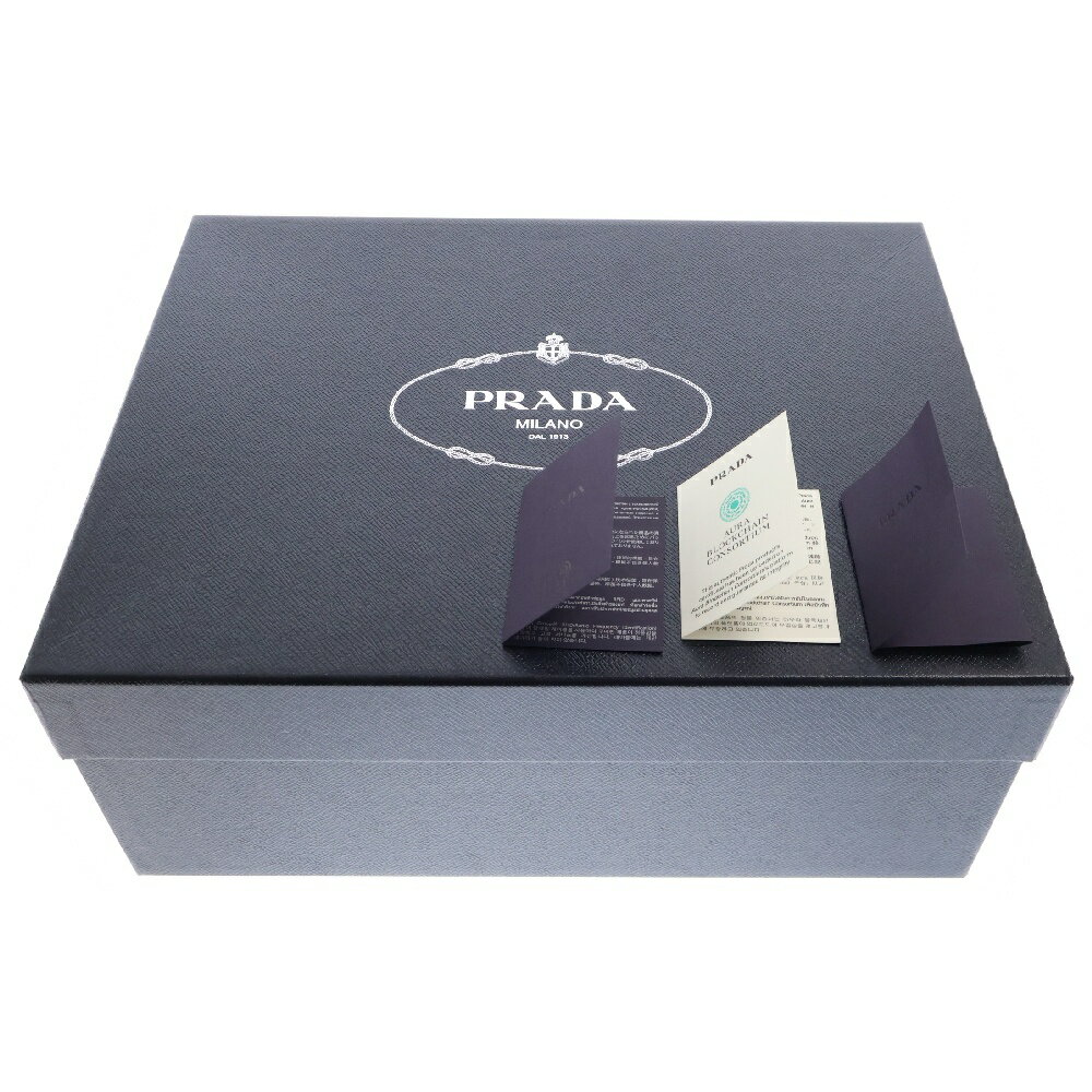 PRADA(プラダ) サイズ:8 三角プレートモノリスローファーシューズ ブラック 2DE129【中古】【程度A】【カラーブラック】【取扱店舗BRING心斎橋店】