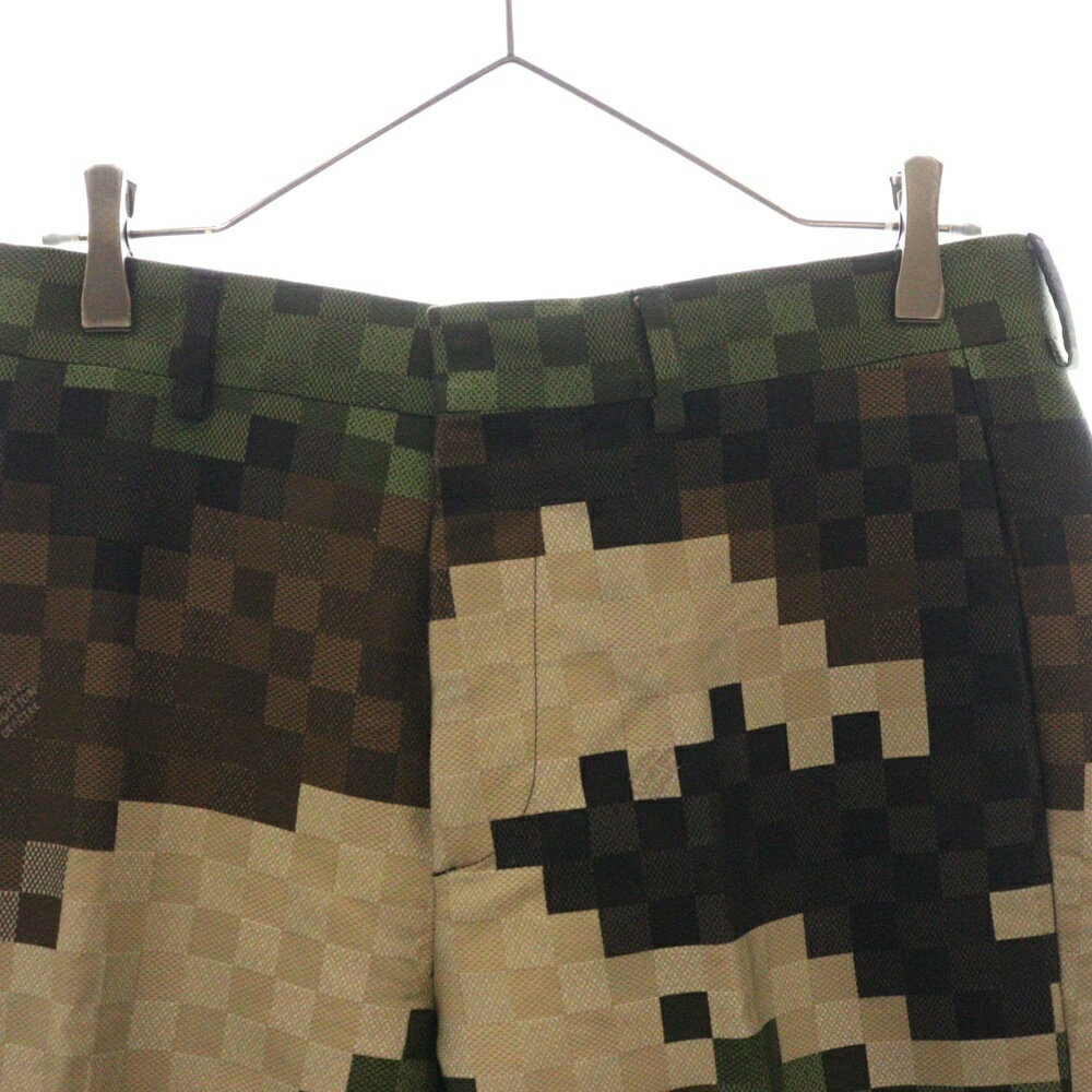 LOUIS VUITTON(ルイヴィトン) サイズ:48 24SS ダモフラージュ ダミエ ピクセル 迷彩 ノータック シガレット スラックスパンツ トラウザーズ ベージュ/カーキ RM241 HSB HQP60W【中古】【程度A】【カラーベージュ】【取扱店舗新宿】