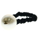 CHANEL(シャネル) サイズ:- ココマーク フェイクパール シュシュ ヘアゴム ヘアアクセ ホワイト F18V【中古】【程度B】【カラーホワイト】【取扱店舗BRING京都河原町店】