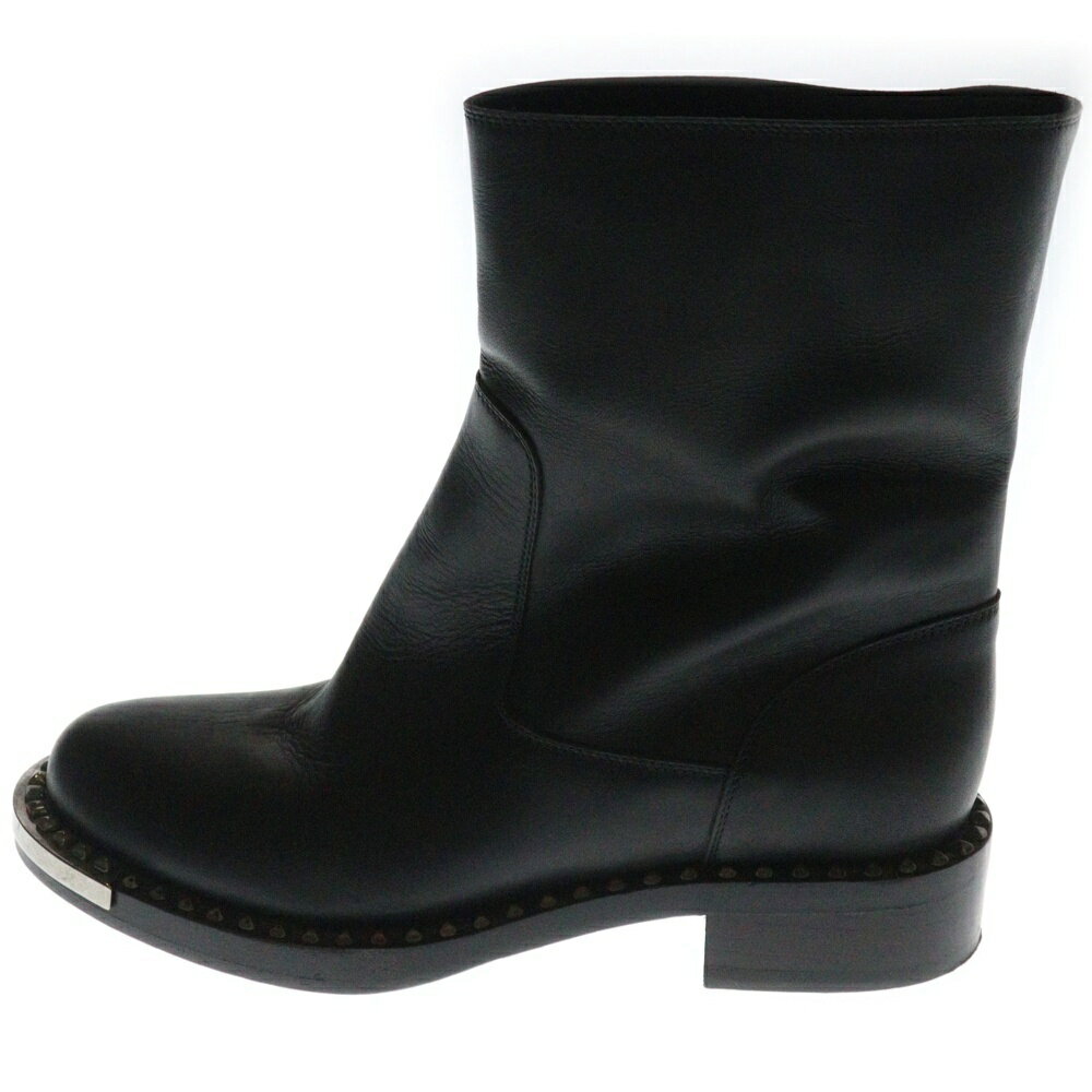 miumiu(ミュウミュウ) サイズ:36 スタッズ メタルトゥ ハイカット レザー ショートブーツ シルバー金具 ブラック レディース【中古】【..