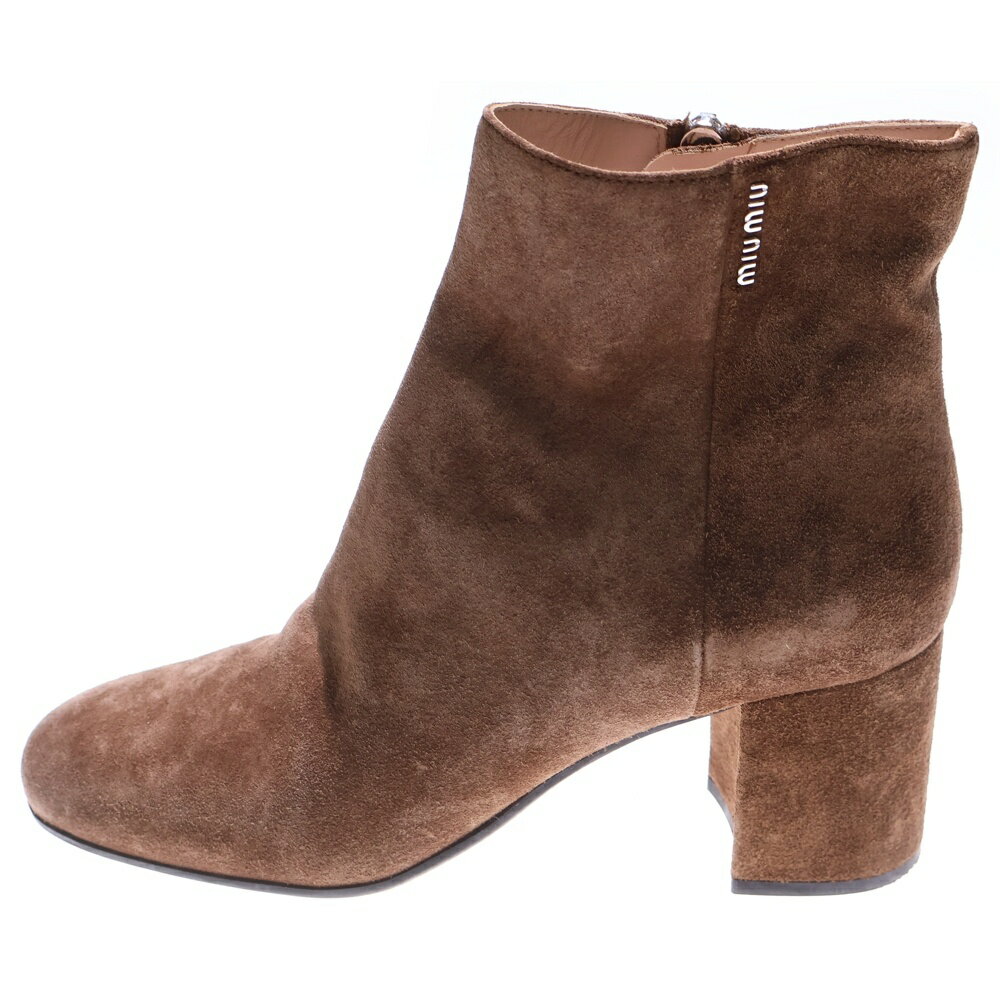 miumiu(ミュウミュウ) サイズ:36 1/2 ロゴプレート スエードレザー ヒール サイドジップ ハイカット シ..