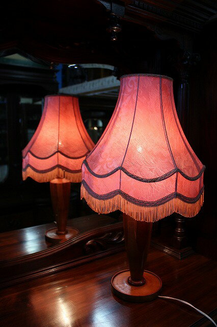 ★★在庫一掃セール★★ イギリス アンティーク照明 テーブルランプ デスクランプ 電気スタンド 卓上ランプ 英国製 r-30y