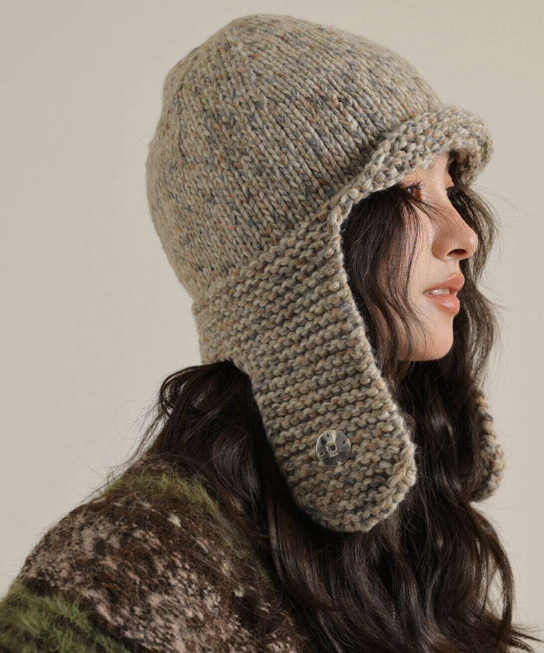 ニット帽 レディース 耳当て ポンポン 冬 フライトニットキャップのサムネイル