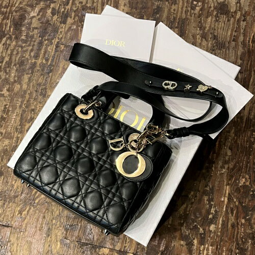 楽天市場】LADY DIOR(ショルダーバッグ・メッセンジャーバッグ 楽天市場】LADY DIOR(ショルダーバッグ・メッセンジャーバッグ