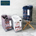 ▲その他の『PENDLETON / ペンドルトン』 のアイテム一覧を見るブランド PENDLETON ペンドルトン 商品名 LAUNDRY SQUARE BASKET 28L 商品説明 汚れや水分のお手入れが簡易なカバー内側のラミネート加工が使いやすい 。ラミネート加工をしておりますが、 手洗いが可能。 生地に汚れが付着しづらく、 汚れた洗濯物などを入れても安心して使い続けることができます。キャスター付きなので、荷物を入れたままの移動が楽にできます。お家のインテリアとしてはもちろん、キャンプなどでもギアの収納カゴにしたり、物資の運搬カゴとしてもお洒落です。 ブランド説明 あわただしく、時間が過ぎてゆく現代。 その中で大切にしたいこと…自分らしくいること。 アナログで時間がゆっくりと流れる時代。 そこにあった素朴で温かみのある素材感。 少し無骨で無駄の無いディテールや、可憐で繊細な手仕事。 こんな時代だからこそ、シンプルで昔ながらの生活リズムやそこにあったものに惹かれる。 変わらぬ物の良さや機能美を大切に、アンティークの味わいのある表情やディテールを 現代のリアルスタイルに。 生き生きと　楽しく　自分のリズムで　自分らしく。 そんな想いを込めたブランドです。 素材 バスケット：スチール、布袋：ポリエステル 生産国 CHINA 仕様 カバー：取り外し可、手洗い可、内側ラミネート加工 キャスター組立式 耐荷重（約） 30kg 重量（約） 2.5kg サイズ W37×D21×H48cm、ハンドル高さ：6.5cm、キャスター高さ：7cm 商品について メーカーの検品基準をクリアした商品です。実用品のため、商品には小さなキズ等がある場合がありますが、不良品ではございませんので、ご了承ください。