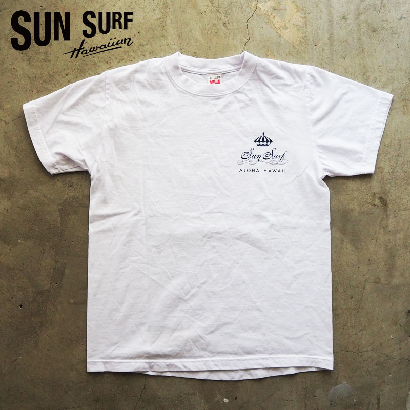 サンサーフ Tシャツ SUN SURF USA製 PRINT T-SHIRTS “MACINTOSH UKULELE” SS79350 メンズ 半袖 アロハ アロハTシャツ 半袖Tシャツ ウクレレ ハワイアン アロハシャツ マトソンのメニュー柄 メール便