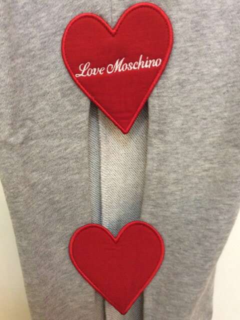 SALE！【送料無料】レディース 2022春夏『LOVE MOSCHINO(ラブモスキーノ)』ハートモチーフ♡スウェットパンツ【ホワイト/グレー】ハートモチーフが可愛いスウェットパンツです！★W158880M col:A00(WHITE)/A688(GREY)