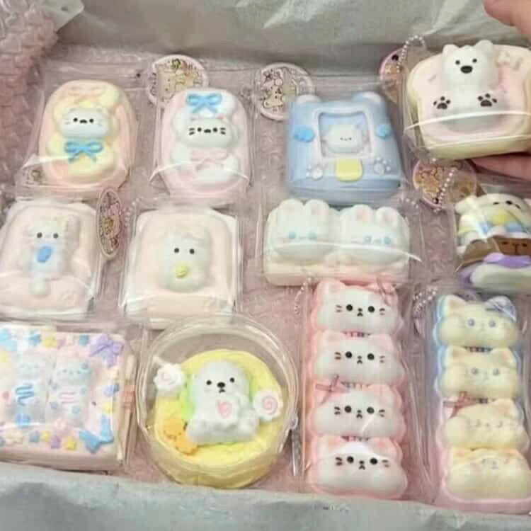 4点セット 3点セット スクイーズ 福袋 スクイーズケーキおもちゃ ケーキおもちゃ 肉球スクイーズ メロジョイ スクイーズ玩具 おもちゃ 猫 ケーキ 子 ストレス解消 スクイーズボール brother1990-10005603 ペットブラザー サンプル画像2