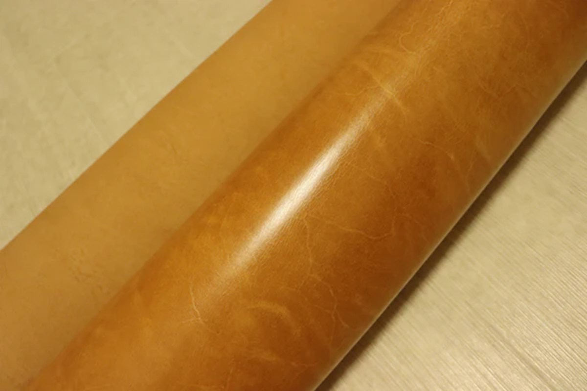 ウイスキー 183ds ヌメ革 牛革 バングラデシュ レザー アニリン仕上げ はぎれ 一枚革 レザークラフト ..