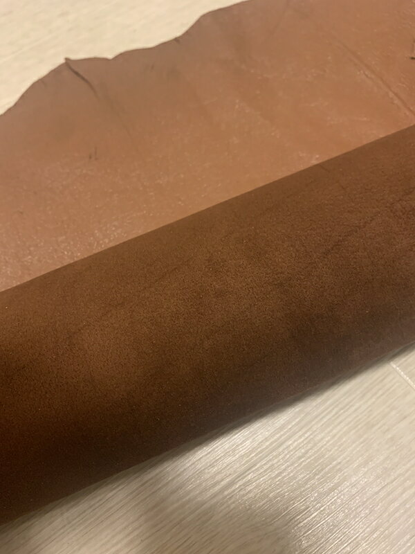 チョコブラウン 118ds クロム革 豚革 国産 レザー スウェード はぎれ 一枚革 レザークラフト 革 皮 本革 diy 生地 材料