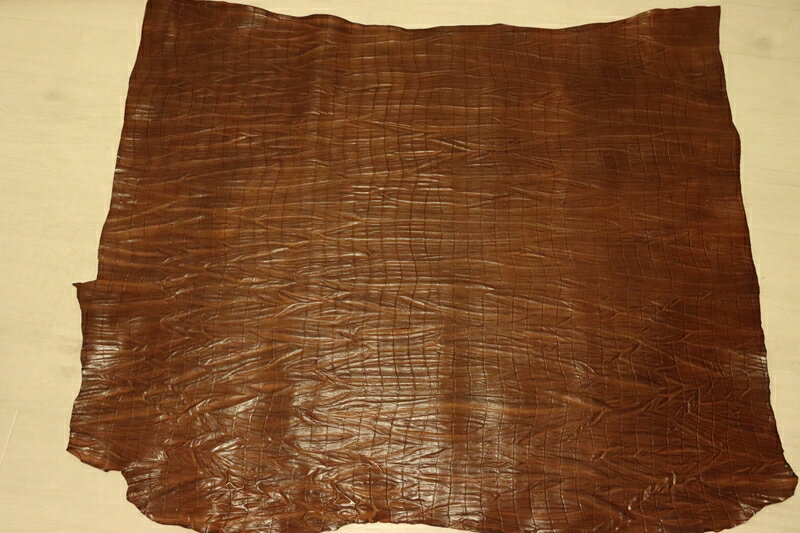 チョコブラウン 121ds ヌメ革 ショルダーレザー 牛革 イタリア レザー 絞り加工 はぎれ 一枚革 レザークラフト 革 皮 本革 diy 生地 材料
