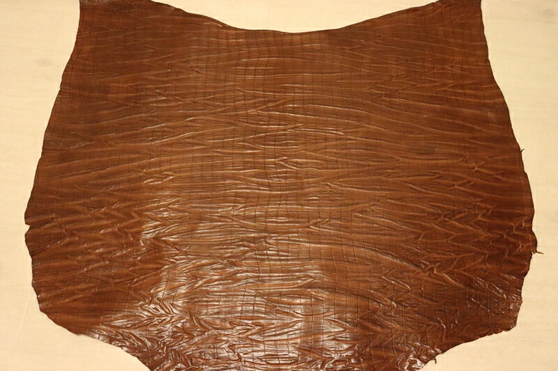 チョコブラウン 118ds ヌメ革 ショルダーレザー 牛革 イタリア レザー 絞り加工 はぎれ 一枚革 レザークラフト 革 皮 本革 diy 生地 材料