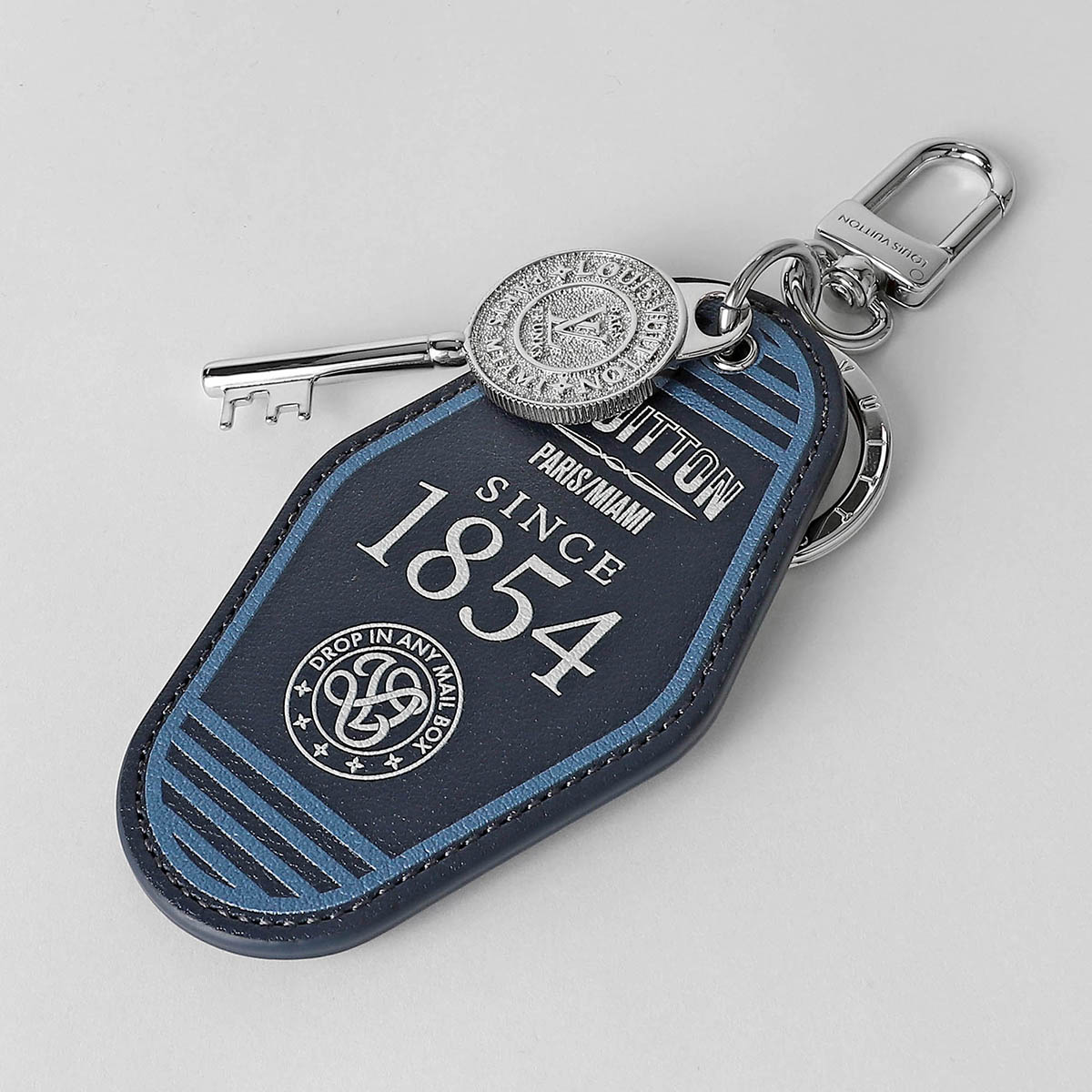 楽天市場】ブルー（ブランドルイ・ヴィトン）（キーホルダー