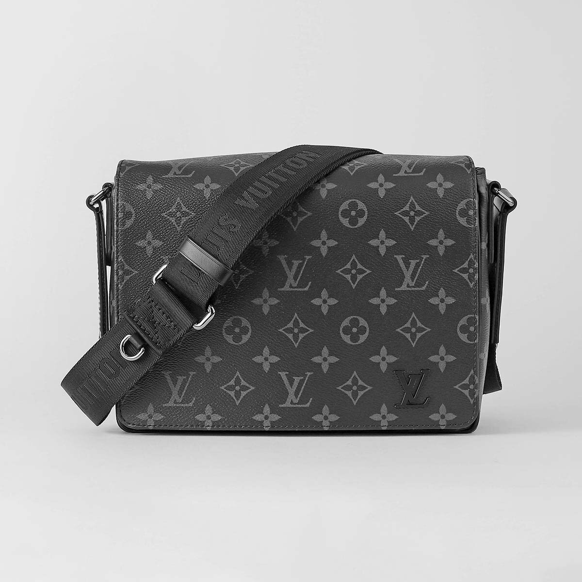 C, D, T, R, W - ルイヴィトン ショルダーバッグ Louis Vuitton モノグラム・エクリプス ディストリクト PM NV3 M46255 メンズ ブラック 黒 グレー【1万円で1,000円OFF★最大5,000円OFFクーポン配布中】
