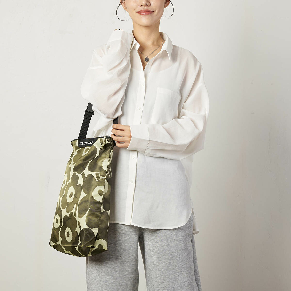 マリメッコ トートバッグ Marimekko ウニッコ NEAT CROSSBODY M 094574 868 レディ...
