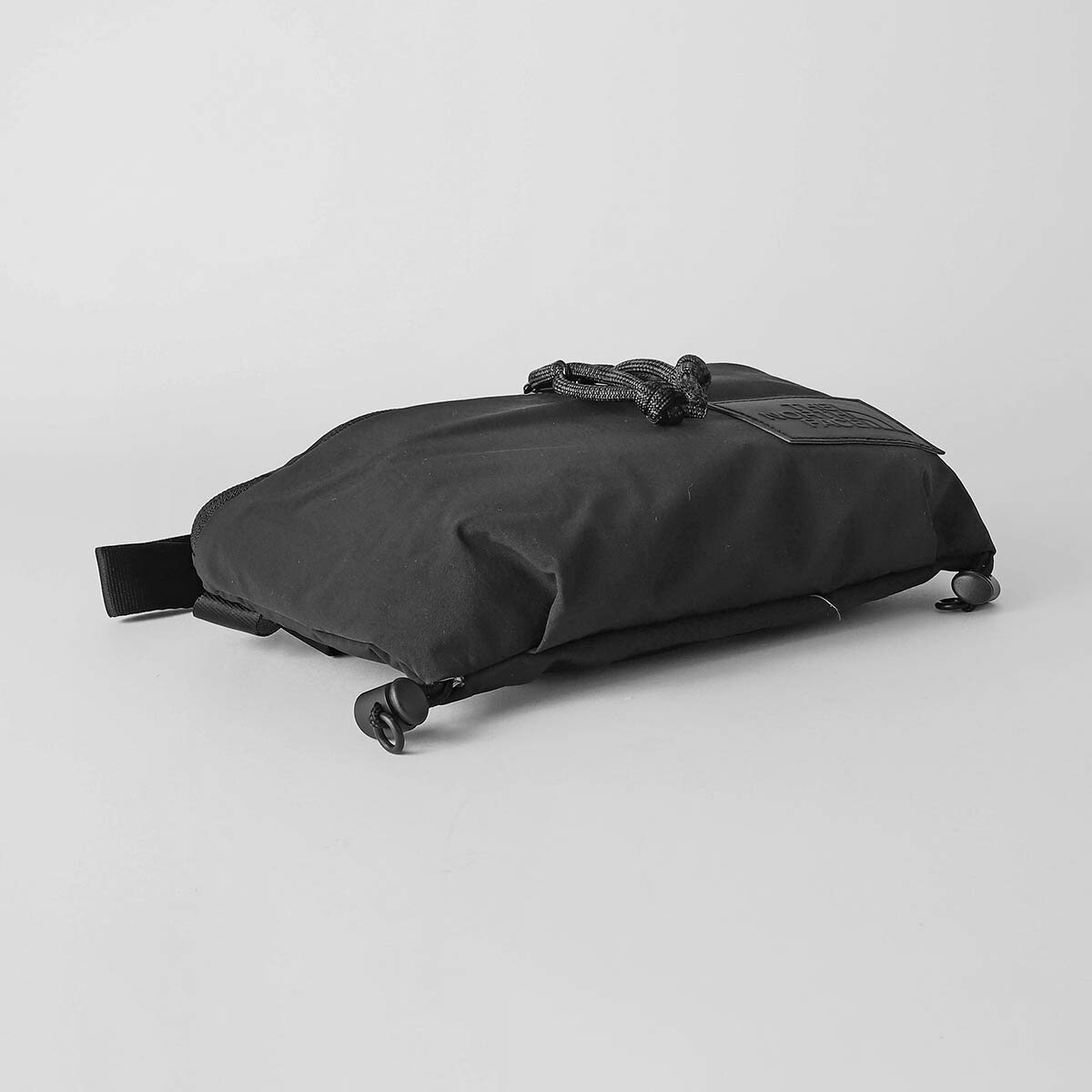 ザ ノース フェイス ショルダーバッグ THE NORTH FACE ネバーストップ NF0A81DU 4H0 OS ユニセックス ブラック 黒【1万円で1,000円OFF★最大5,000円OFFクーポン配布中】