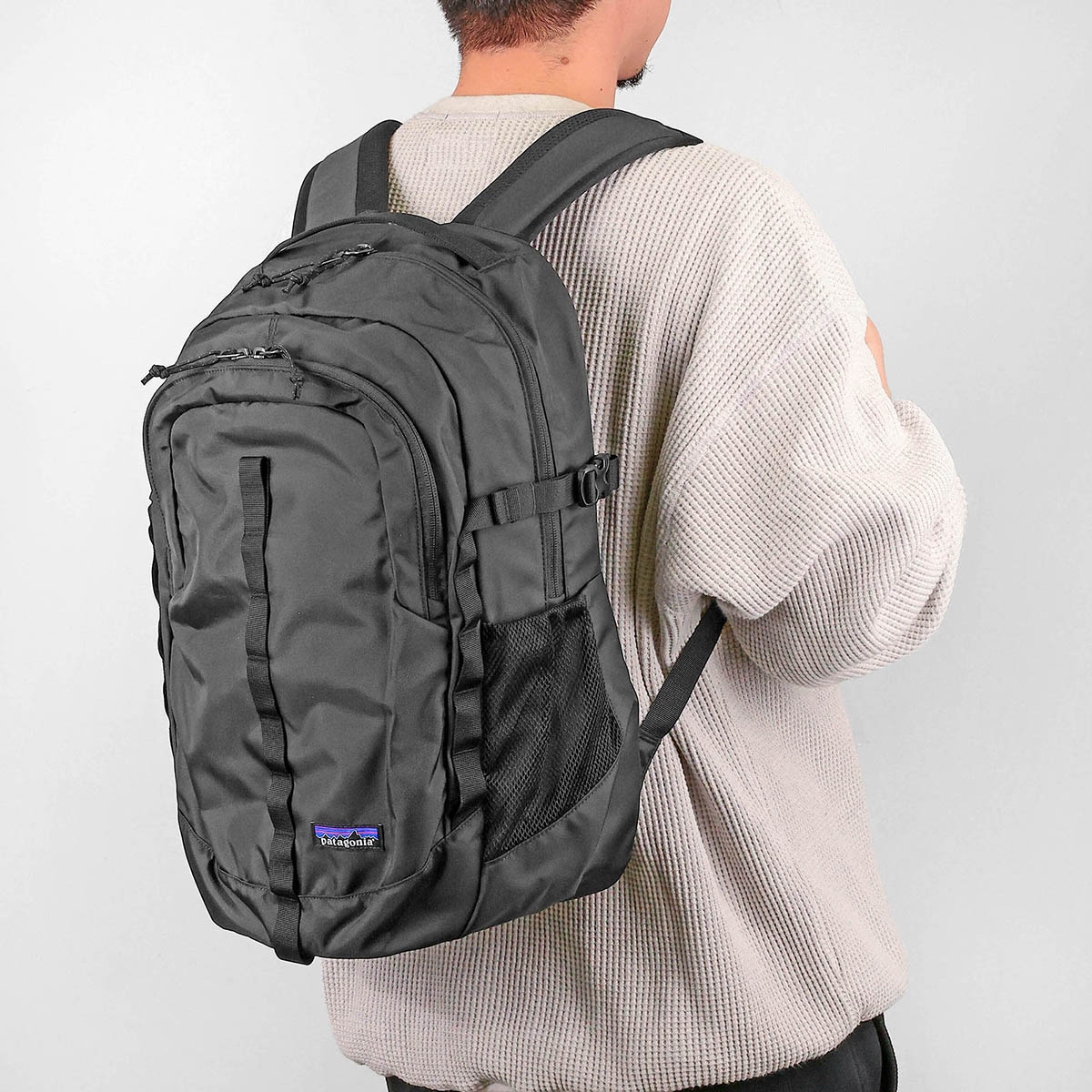 パタゴニア リュックサック PATAGONIA レフュジオ・デイパック 47914 BLACK ユニセックス ブラック 黒【P5倍★3/25限定！さらに1万円で1,000円OFF★最大5,000円OFFクーポン配布中】