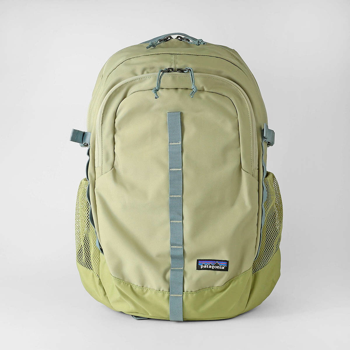 パタゴニア リュックサック PATAGONIA レフュジオ・デイパック 47914 WEATHERED STONE ユニセックス ベージュ【P5倍★3/25限定！さらに1万円で1,000円OFF★最大5,000円OFFクーポン配布中】