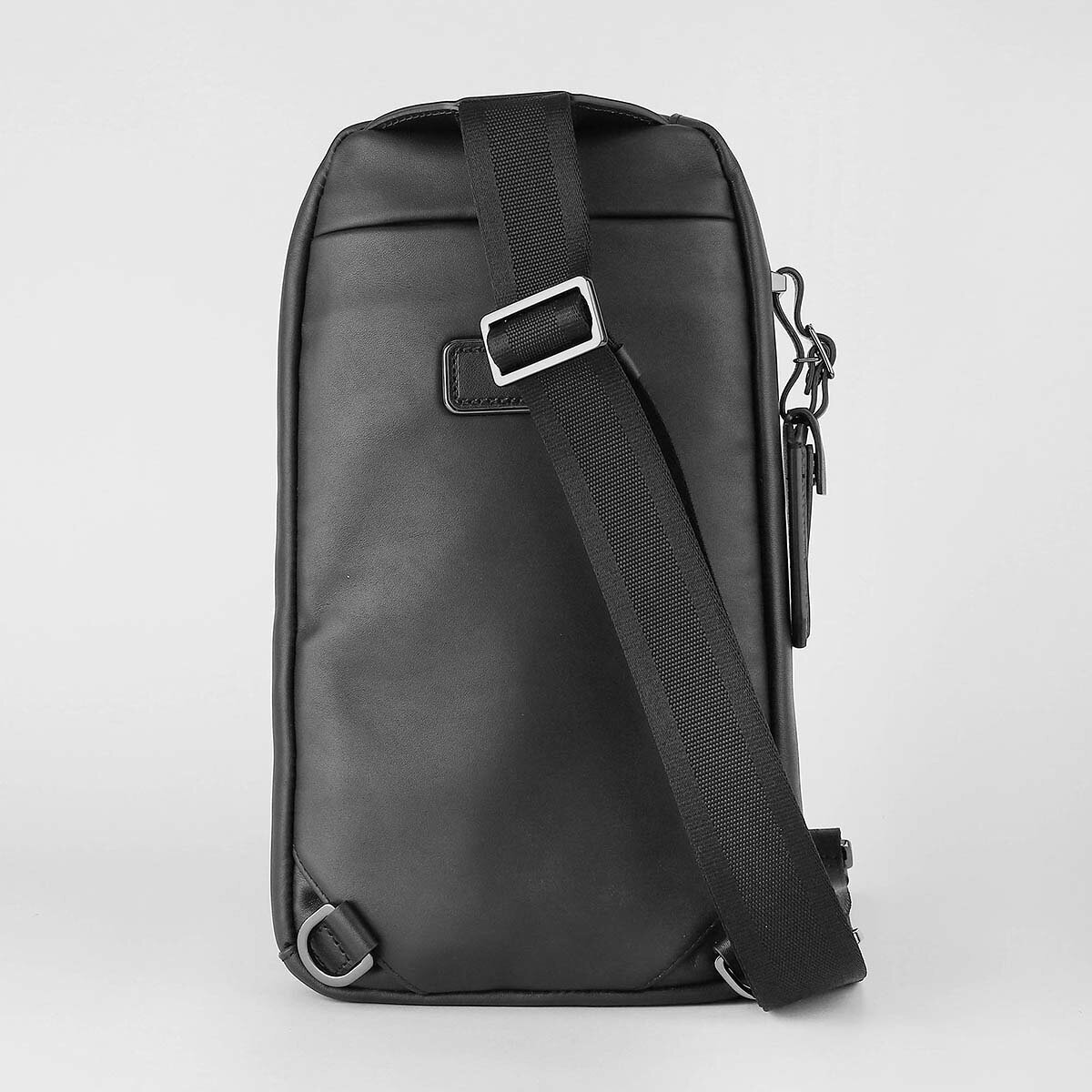 トゥミ ウエストバッグ・ボディバッグ TUMI ハリソン 06302035DBM/154130 A608 メ...