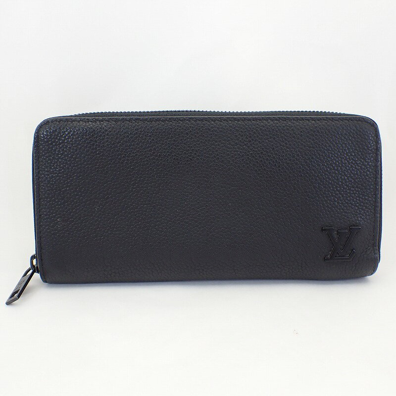 ブランド：ルイ・ヴィトン【LOUIS VUITTON】商品名：アエログラム ジッピーウォレットホリゾンタル ＊M80334程度（ランク）：BCサイズ：W20XH10XD2cm素材：レザー製造番号：RFIDタグ付属品：保存袋その他 コメント：ファスナー小銭入れ1、札入れ2、カードポケット12、ポケット2。 ファスナーに変色、スレ、小キズ、コインケース内使用感がございます。