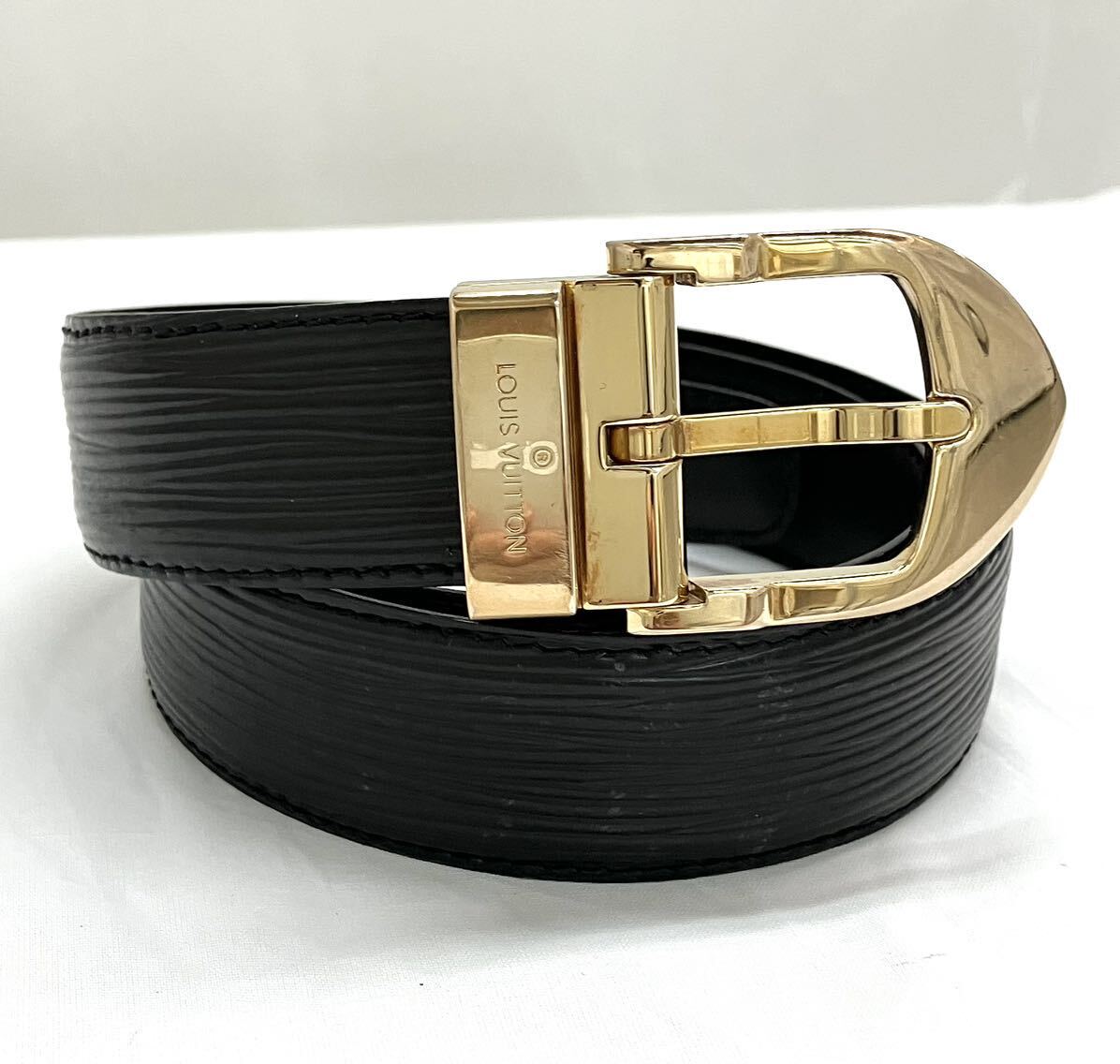 【中古】ルイヴィトン ベルト エピ サンチュ―ル クラシック ノアール M6832 LOUIS VUITTON レディース ブラック 革ベルト 本革 黒 145287