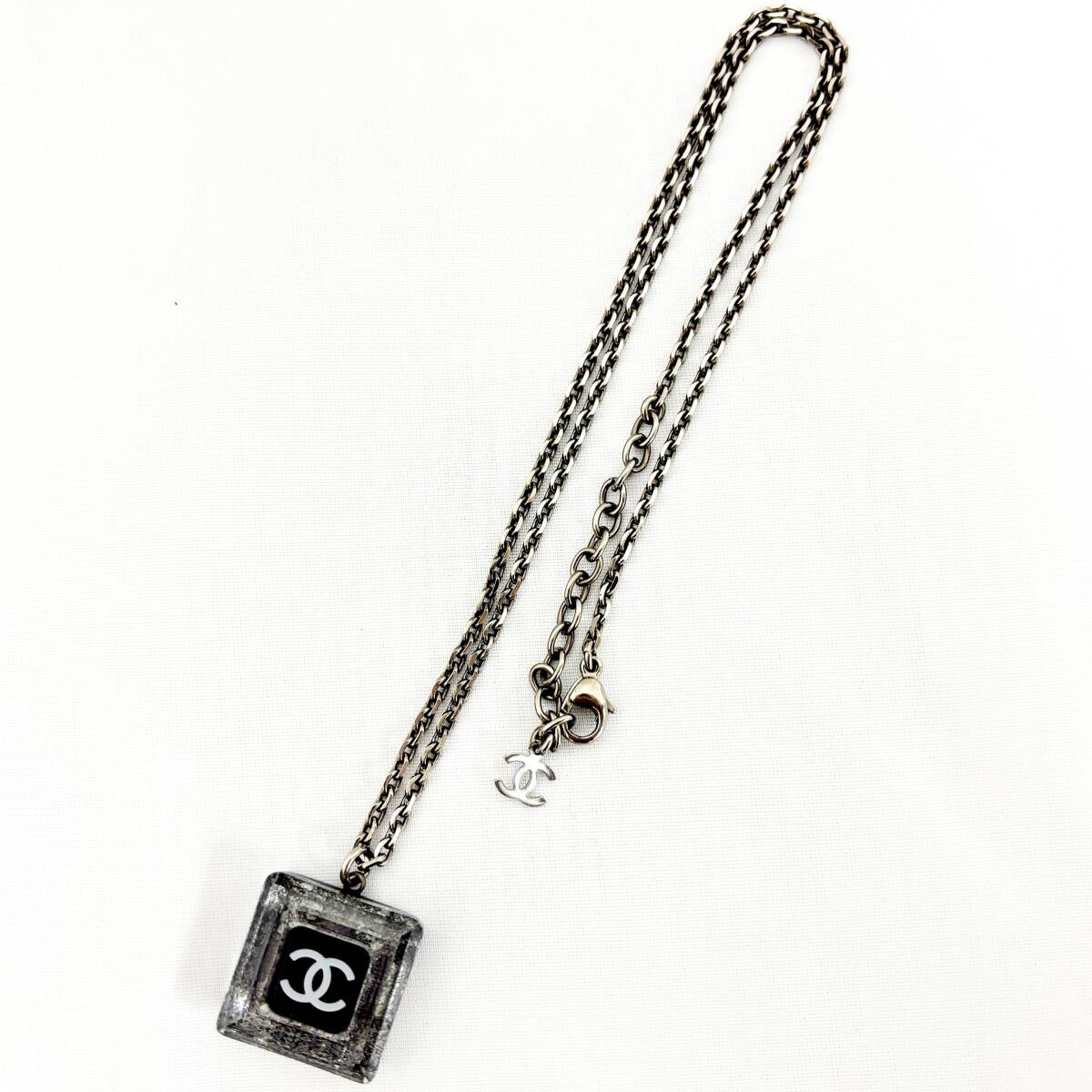 Rakuten - 【中古】シャネル CHANEL ネックレス レディース スクエア メタル クリア ココマーク ブラック 08A刻印 150168