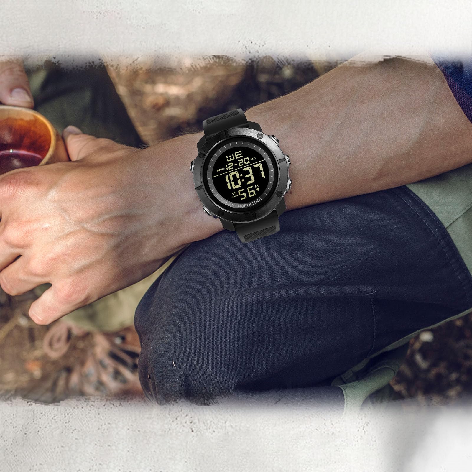 多機能モールスマートウォッチ メンズ アウトドアサバイバルウォッチ デジタル多機能 50m防水 軽量金属ケース 登山/釣り/自転車用 バックライト 12/24時間 世界時計 自動カレンダー 耐衝撃​