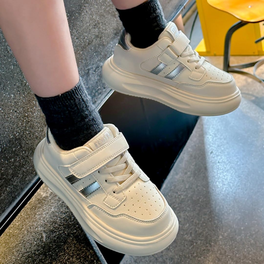 楽天BSマーケットスニーカー 子供靴 白 キッズ スポーツシューズ 運動靴 ジュニア 厚底 ウォーキング 女の子 カジュアル 軽量 通気 幅広 おしゃれ 柔らか 通学靴 滑り止め アウトドア 小学生 防水 誕生日 プレゼント