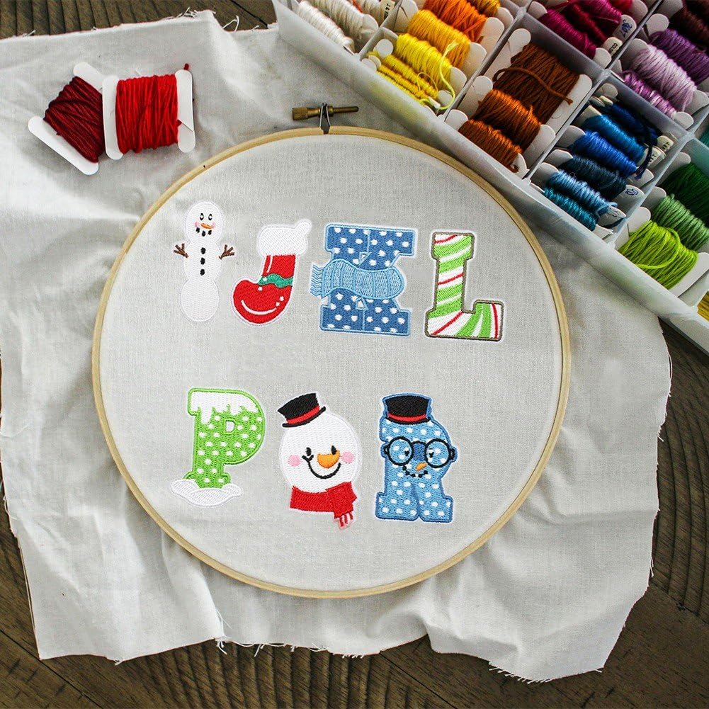 アルファベット 刺繍 ワッペン パッチ アップリケ イチゴ 26枚セット 縫い付け 補修 DIY 縫製 手芸 ハンドメイド キッズ 飾り 可愛い 入園 保育園 幼稚園