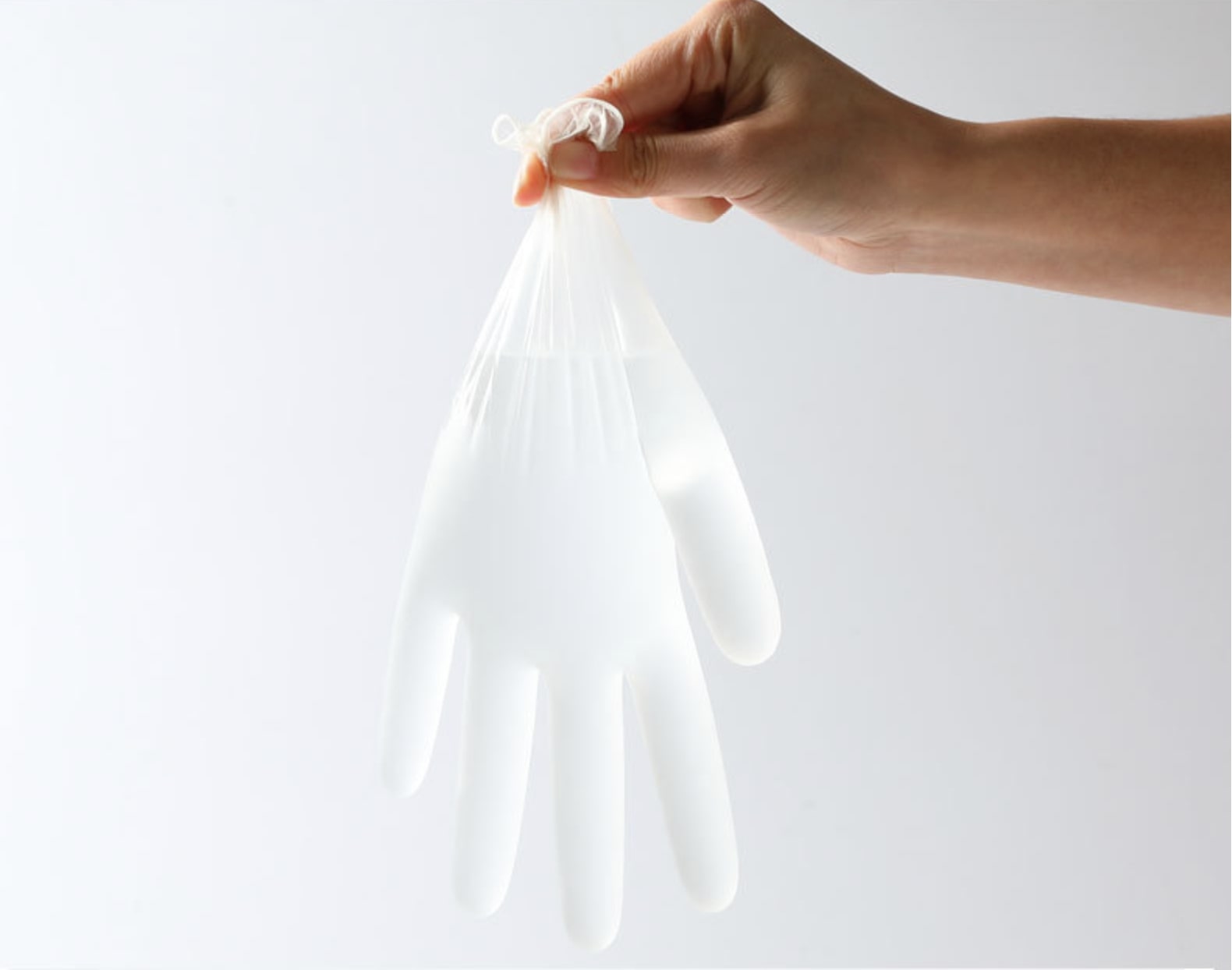 プラスチック手袋 プラスチックグローブ パウダーフリー PVC手袋S M Lサイズ 粉なし PVCグローブ 使い捨て手袋 100％本物