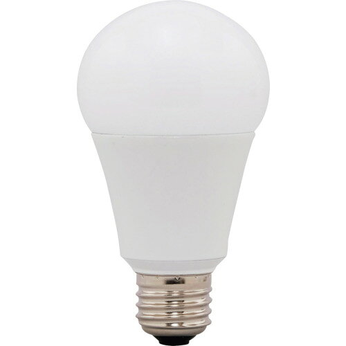 IRIS　567949　LED電球　E26　広配光　100形相当　昼白色JAN：4967576300308メーカー：アイリスオーヤマ（株） / ブランド：IRIS / 原産国：中国特長●白熱電球のように広範囲に明るい広配光タイプなので、トイレや階段などの照明に最適なLED電球です。●口金サイズがE26口金なので、照明器具を替えることなくご使用いただけます。●密閉型器具にご使用可能です。●長寿命約40000時間で、ランプ交換の手間が少ないLED電球です。仕様●明るさ(lm)：1600●光源色：昼白色相当●外径(mm)：65●全長(mm)：116●消費電力(W)：13.6●口金：E26●定格寿命(時間)：40000●電源(V)：100●配光角度(°)：220°●相当電球(W形)：100●色温度(K)：5000●標準消費電力料金：0.43円/h●タイプ：広配光●演色性：80●配光角度(度)：220仕様（詳細）●電源：単相100V●定格寿命：40000時間●配光角度：220°材質／仕上●アルミ、ポリカーボネート、PBTご注意●断熱材施工器具(ダウンライト)にはご使用できません。