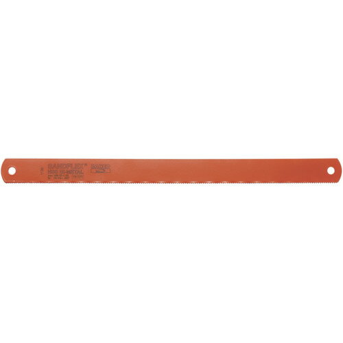 BAHCO　バイメタルマシンソー　400X32X2．00mm　6山 JAN：set7311518113971-10 メーカー：スナップオン・ツールズ（株） / ブランド：BAHCO / 原産国：ベラルーシ 特長●バーコのサンドフレックスシリーズです。●バーコ独自の高品質高速度鋼製金切鋸刃は、世界各国で鋭い切れ味、抜群の耐久力に定評があります。●早い切断に耐えうる、割れにくいバイメタルの替刃になります。 用途●丸・角棒、異形材などの金型材、ステンレスからアルミなどまで幅広い材料の高精度切断を実現。 仕様●呼称寸法(mm)：400●全長(mm)：427●幅(mm)：32●厚さ(mm)：2.00●穴径(mm)：8.5●山数：6 材質／仕上●刃先：コバルト入りバイメタル●鋸身：ばね鋼