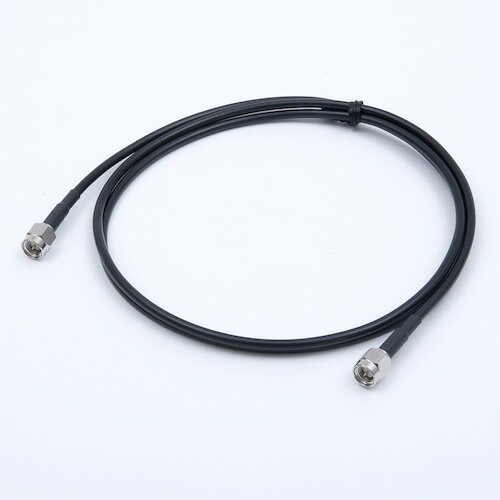 【特長】●コネクタ付き同軸ケーブルです。【用途】●SAP5W1.5DSQEHV。●1.5D-2V相当の1.5DS-QEHV(TA)ケーブル 5mに、SMAプラグを両端に取り付けた在庫品です。●ケーブル長を変えて、1本から受注生産も可能です。●納期は約2W〜で、本数・長さ次第で変動します。●組み合わせ変更も可能ですので、お問い合わせください。【仕様】●全長(m)：5●コネクタ形状：コネクタ付き同軸ケーブル●取付方法：中心：半田／外部：圧着●適合電線：1.5DS-QEHV（TA）【仕様2】●特性インピーダンス(m)：50Ω　定格電圧AC：　使用周波数範囲：　絶縁抵抗：　耐電圧：　接触抵抗：　電圧定在波比：　使用周温度範囲：　長さ（m）：5【材質／仕上】●中心コンタクト：黄銅／金めっき／ハンダ付け　外部コンタクト：黄銅／ニッケルめっき／圧着