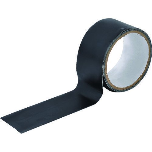 旭　強粘着防水テープ　プロテープ　PT50B JAN：4562281592002 メーカー：旭エンジニアリング（株） / ブランド：旭 / 原産国：アメリカ 特長 ●柔軟性があり、さまざまな形状に適合する補修用テープです。●耐溶剤性・耐湿性・耐水性・耐候性に優れています。●VOC（揮発性有機化合物）フリーです。 用途 ●配水管、タンク、ダクトホース、コンクリート、縁石、通気孔、屋根などの防水。 仕様 ●色：黒●幅(mm)：50●長さ(m)：1.5●厚さ(mm)：0.7●タイプ：片面 仕様（詳細） ●食品衛生法第370号適合●粘着力:23.1N/10mm●使用温度範囲:-56〜93℃ 材質／仕上 ●基材:ポリオレフィン樹脂●粘着剤:ブチルゴム ご注意●より良い成果を引き出すため、補修面の汚れや水分を清浄してからご使用されることをお勧めします。●本製品をご使用になる場合、用途・目的に適しているか、使用される方の判断と責任においてご使用ください。