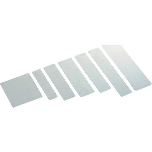 光　ステンレスヘアライン板　無地　テープ付JAN：4977720200637メーカー：（株）光 / ブランド：光 / 原産国：日本特長●部屋名や用途の標示に適しています。用途●部屋名や用途の標示に。仕様●表示内容：無地●取付仕様：粘着テープ付●縦(mm)：50●横(mm)：150●厚さ(mm)：1●色：シルバー●タイプ：貼付タイプ(テープ付)仕様（詳細）●取付方法：貼付タイプ(テープ付)材質／仕上●ステンレス●ステンレスヘアラインセット内容／付属品●テープ付き