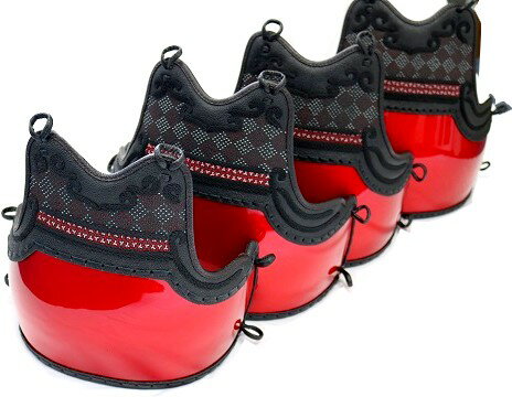 【期間限定★エントリーで全品ポイント5倍】剣道 胴 単品 送料無料 「赤姫」 上段斜市松下段毘沙門 赤玉虫塗 SS/S/M 紺胴紐付き 1台 武道園