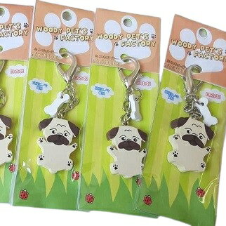 Rakuten - ★ミニサイズ★パグ　ウッドチャーム　日本国産の間伐材　ヒノキ使用　手作り　ハンドメイド