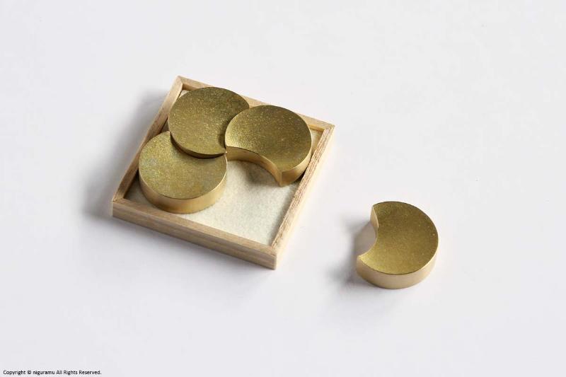 真鍮の箸置き・四つ月【FUTAGAMI/フタガミ】