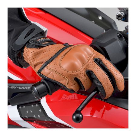 (LINEクーポン有)デイトナ DAYTONA 18916 バイク用 グローブ Mサイズ ブラウン カウレザー パンチングメッシュ プロテクト タッチパネル対応 春夏秋 本革 HBG−130