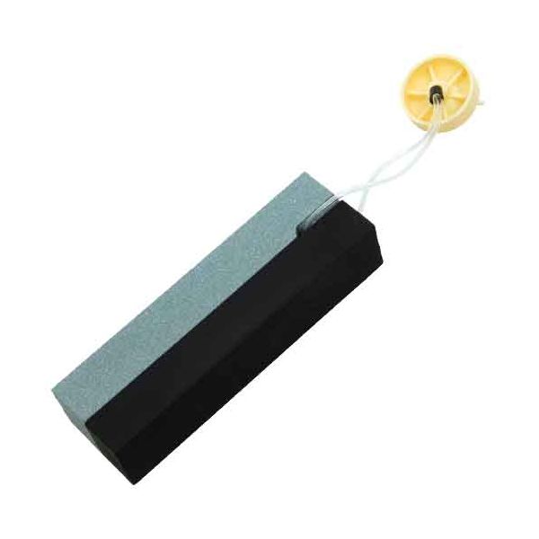 【用途】砥石。【機能・特徴】鎌の刃研ぎ用です。荒砥ぎ・仕上げ二面使えます。携帯に便利な紐付きです。粒度：150番は刃こぼれの修正にご使用頂けます。粒度：800番は切れ味が落ちた時にご使用頂けます。【仕様】●荒：150・仕上：800。【注意事項ほか】本来の用途以外には使用しないで下さい。使用時は水に浸してからご使用下さい。園芸道具 DIY 園芸道具 刃研ぎメンテナンス　