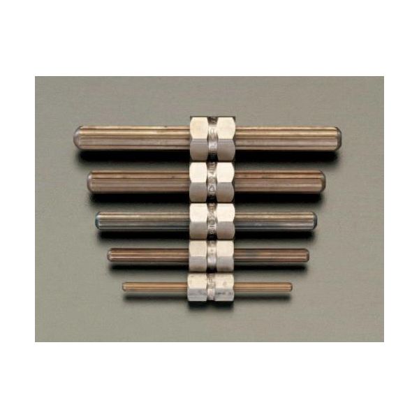●…5本組●EA584RA-6…適合ボルトサイズ：1/4”（6mm）、全長：59mm●EA584RA-8…適合ボルトサイズ：5/16”（8mm）、全長：70mm●EA584RA-9.5…適合ボルトサイズ：3/8”（9.5mm）、全長：78mm●EA584RA-11…適合ボルトサイズ：7/16”（11mm）、全長：84mm●EA584RA-13…適合ボルトサイズ：1/2”〜9/16”（13〜14mm）、全長：95mm●用途…折れたボルトやヘッドが取れたボルト抜きに。●ねじによく注油して下さい。●鉄製の為、ステンレスボルトには使用できません。●下穴をあけ、エキストラクタを叩き込み回すだけで、簡単に取り外すことができます。　