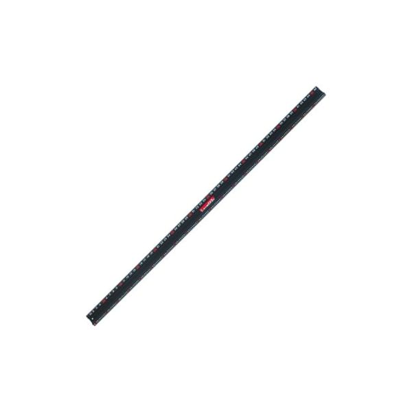 &nbsp; シンワ測定 &nbsp; 0120-666-899 【商品説明】●用途長さ測定・線引き・マルノコガイド定規として使用できる直尺●機能ワイド設計でブレずにカット出来ます。スベリ止用にゴムを付けています。両サイドステン鋼付でカッターの刃が食い込みません。カッターガイド部が厚くカッターの刃が乗り上げにくくなっています。●仕様●目盛　　●測定面：メートル目盛　　●カッティング面：尺相当目盛●長さの許容差：±0.70mm●真直度：0.60mm●赤数字入●材質●本体：アルミ●すべり止め：ゴム●カッティング面：ステンレスワイド設計でブレずにカット出来ます。目盛が消えますのでシンナー・ベンジン等は使用しないで下さい。　