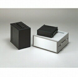 タカチ電機工業メーカーお問い合わせ：048-222-5430【仕様】●高さ：66mm●幅：210mm●奥行：280mm●フロントパネル色：ブラック●カバー色：ブラック