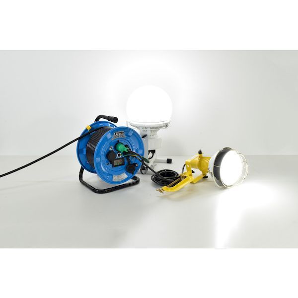 【即納在庫品】「直送」日動 NPDMW-EB33 電工ドラム 屋外型 デジタルドラム 電圧電流メーター付 漏電保護専用ブレーカ付 30mブレーカー付 30m NPDMWEB33 日動工業