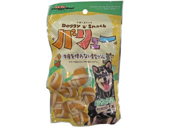 【商品説明】牛皮不使用。植物原料をベースにしたガム。歯の健康維持のためハイドロキシアパタイトを配合。チキンの旨みに愛犬も大喜び。おいしく、適度な硬さがあり、かみかみしながらしっかり食べつくす。お手軽、お手頃、大満足。選んで楽しいドギースナックバリューシリーズ。【仕様】●原材料：コーンスターチ、チキンミートパウダー、えんどう豆たん白、果糖、豚ゼラチン、さつまいも、にんじん、えんどう豆、オリゴ糖、麦芽糖、グリセリン、ソルビトール、ミネラル類（ナトリウム、カルシウム、鉄、ハイドロキシアパタイト、亜鉛、マンガン）、香料、ビタミン類（B1、B2、B6、B12、E、ナイアシン、パントテン酸）、乳化剤、ポリリン酸ナトリウム●成分／粗たん白質：4．5％以上、粗脂肪：0．1％以上、粗繊維：2％以下、粗灰分：4％以下、水分：20％以下●エネルギー／350kcal／100g当たり●使用方法：・目安給与量を参考に1日1〜数回に分け、おやつとして与えてください。●1日の目安給与量／超小型成犬（5kg以下）：〜2本、小型成犬（5〜11kg）：2〜4本●取扱方法：・ご使用前に必ずパッケージ等への記載事項「注意」及び「与え方」などを必ずよくお読みいただき、正しい使用方法でご使用ください。お買い上げ後は直射日光・高温多湿の場所を避けて保存してください。開封後は冷蔵し、賞味期限に関わらず早めに与えてください。●対象：超小型・小型犬／幼犬には与えないで下さい。【備考】※メーカーの都合により、パッケージ・仕様等は予告なく変更になる場合がございます。【検索用キーワード】ドギーマンハヤシ　ドギーマン　ドギーマン　犬　ガム　デンタルケア　植物性　おやつ　ごほうび　スナック　ドギースナックバリュー牛皮を使わない骨型ガム5本　ドギースナックバリュー牛皮を使わない骨型ガム　5本　EE0735植物原料をベースにした、牛皮不使用でもおいしいデンタルガム。