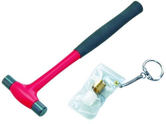 【仕様】●型番：TH-9017●入数：1S●頭径（mm）：12●頭長（mm）：56●全長（mm）：180●ヘッド内容：鉄（平）、鉄（凸）、ナイロン、真鍮●ヘッド：炭素鋼、真鍮、ナイロン●柄：ポリプロピレン＋エラストマー樹脂●鉄（平）、鉄凸、...