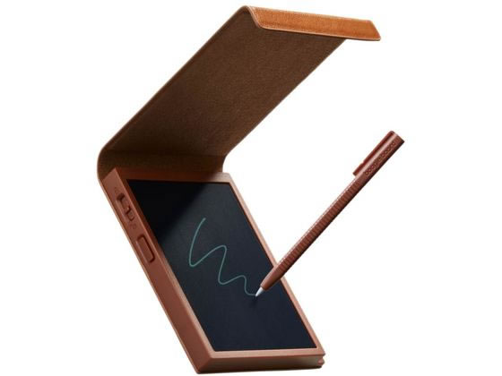 【商品説明】「何度も書いて、すぐに消せる。」電子メモパッドシリーズ「ブギーボード」にスリムフレームなシンプルモデルが新登場！可能な限り細くしたスリムフレームで、書き込みスペースを広く使えます。電源ONの操作が必要なく、いつでもすぐに書き始められます。側面の消去ボタンを押すだけで、簡単に画面消去が可能です。安心の消去ロック付き。【仕様】●色：キャメル●外形寸法：約76（W）×13（D）×100（H）mm●画面サイズ：約4インチLCD［約62（W）×83（H）mm］●質量：約67g●消去回数：約5万回（電池交換式）●主な材質：ABS　カバー：PU／マイクロファイバー●セット内容：本体／コイン形リチウム電池（CR2025）セット済み／スタイラス／取扱説明書（保証書付）【ご使用上の注意】：汗や雨などで湿った状態／または摩擦により色落ちや他のものに色移りする場合があります。カバーは空気中の水分により劣化しますので／新品のまま収納していても劣化を抑えることができません。精密機械ですので取扱いにご注意ください。直接日光の当たる場所や／高温・多湿の場所での使用または保管はしないでください。本製品の故障／修理／検査／電池消耗などに起因するデータの損失および逸失利益につきましては当社では一切その責任を負いかねますのであらかじめご了承ください。本製品は日本国内専用です。FOR　USE　ONLY　IN　JAPAN．　商品の見直しなどのため／仕様・価格・デザインその他は予告なく変更する場合があります。商品の色は実際の色とは異なって見えることがあります。キングジム／KING　JIMは／株式会社キングジムの登録商標です。その他記載の商品名／サービス名およびロゴマークは／各社の商標または登録商標です。【備考】※メーカーの都合により、パッケージ・仕様等は予告なく変更になる場合がございます。【検索用キーワード】kingjim　キングジム　きんぐじむ　ブギーボード　BB−21　BB21　キャメル　ぶぎーぼーど　きゃめる　電子メモパッド　ブギーボード　BoogieBoard　電子メモ　電子パッド　デジタルメモ　4インチ　ワンタッチ消去　カバー付き　カバー付き電子メモパッド　画面保護　保護カバー　持ち運ぶ　小型　胸ポケット　レザー調　コンパクト　電池交換可能　電池式　LCD液晶　ハイコントラスト　筆圧感知　消去ロック付き　誤操作防止　スタイラスペン　ペン収納　ボタン電池　お絵かきボード　筆談　伝言　電子メモパッド　メモパッド　メモ　BB−21−CA　BB21CA　1個　E55666スイスイ書いてパッと消せる電子メモパッドです。カバー付きモデルが新登場！