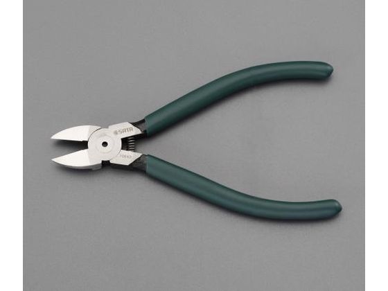 【仕様】●ストレート刃●材質：クロムニッケル鋼●全長（mm）：150●切断能力（樹脂）：φ5mm【備考】※メーカーの都合により、パッケージ・仕様等は予告なく変更になる場合がございます。【検索用キーワード】エスコ　ESCO　えすこ　150mmニッパー(プラスティック用)　ニッパープラスティック用150mm　弱電用工具　ペンチ・ラジオペンチ・プライヤー・ニッパー　研究用総合機器用品　実験用小物・機材　工具類　はさみ・カッター・切断　EA682BF-150　EA682BF150　4518340384026　RPUP_02　E79651プラスチックやビニール被覆線の切断に