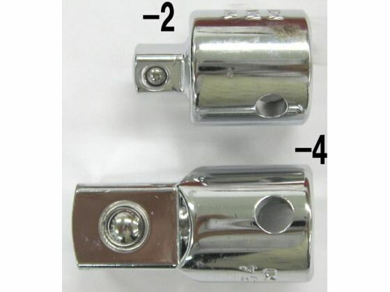 【仕様】●差込角：3／8”●オス：1／4”●メス：3／8”●全長：27mm●材質：スチール【備考】※メーカーの都合により、パッケージ・仕様等は予告なく変更になる場合がございます。【検索用キーワード】エスコ　ESCO　えすこ　3　8"DRx1　4"DR凹凸ソケットアダプター　凹凸ソケットアダプター3　8"DR×1　4"DR　スパナ、めがね、ソケット、インパクトソケット、打撃用レンチ　ソケット・レンチ(WRIGHT TOOL)　作業用品・工具　作業用品・工具　ソケットレンチ　ソケットレンチ　EA618WM-2　EA618WM2　4548745354942　E97117