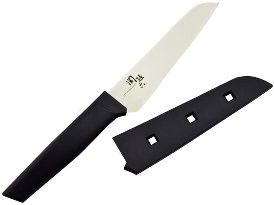 【商品説明】刃の素材、刃付け、刃渡りにこだわった日本製のフルーツナイフです。切れ味・その持続性に優れたハイカーボン材を採用。包丁と同じ本格刃付けによって鋭い切れ味を実現。研ぎ直しも可能です。収納やアウトドアへの持参に便利なサヤ付きです。　食器洗い乾燥機OKです。※メーカーの都合により、パッケージ・仕様等は予告なく変更になる場合がございます。【仕様】●耐熱温度：柄、サヤ／100度●サイズ：約幅24×奥行3．8×高さ1．3cm●重量：約95g●刃渡り：120mm●材質：ハイカーボンステンレス刃物鋼、柄・サヤ／ポリプロピレン●生産国：日本【備考】※メーカーの都合により、パッケージ・仕様等は予告なく変更になる場合がございます。【検索用キーワード】貝印　KAI　かいじるし　カイジルシ　関孫六コンパクトナイフサヤ付　関孫六　コンパクトナイフ　サヤ付　ナイフ　1個　ナイフ　日本製　フルーツナイフ　ハイカーボン材　アウトドア　サヤ付き　刃渡り120mm　キッチン雑貨　調理道具　RPUP_02　E99249関孫六のコンパクトナイフ！